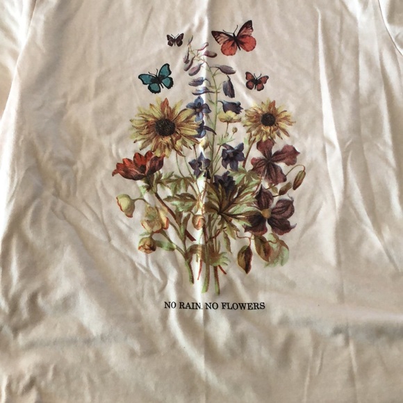 BUNDLE OF 2….Womens short sleeve tshirts, great condition, both 2XL - Picture 2 of 7